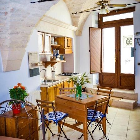2D La Bellezza Del Centro Storico A 2 Passi Vila Martina Franca Exterior foto